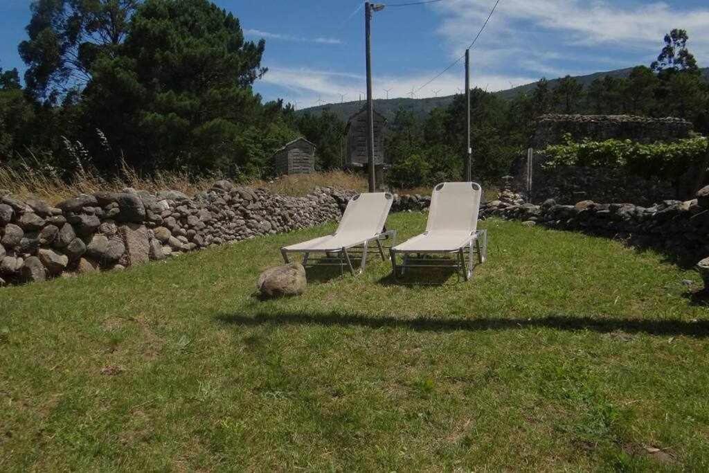 Cuberto Darriba Casa Restaurada En Canedo 卡尔诺塔 外观 照片
