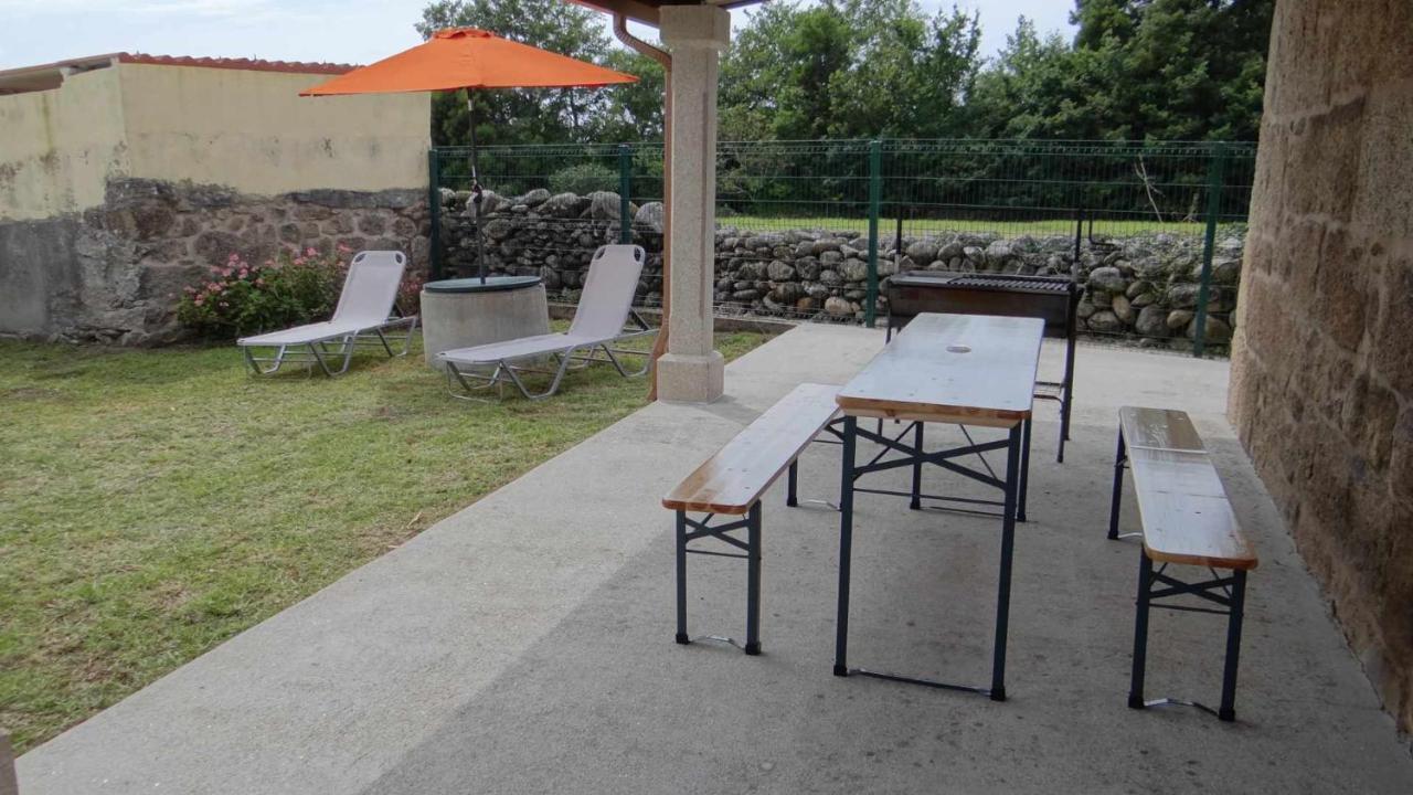 Cuberto Darriba Casa Restaurada En Canedo 卡尔诺塔 外观 照片